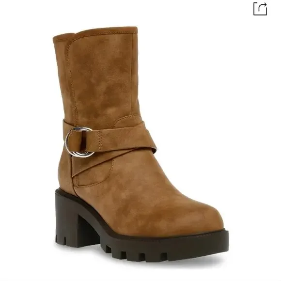 DOLCE VITA FAUX SHEARLING LINED LUG SOLE BOOT